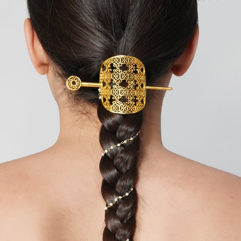 Nazm Hair Clip — Zariin