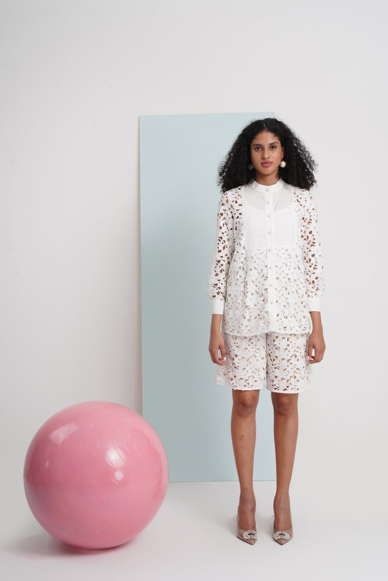 Chic Please Shorts