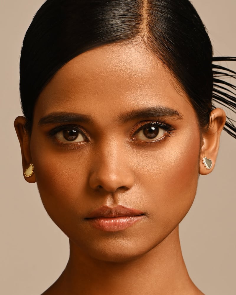 Passional Ear Studs (Classic)