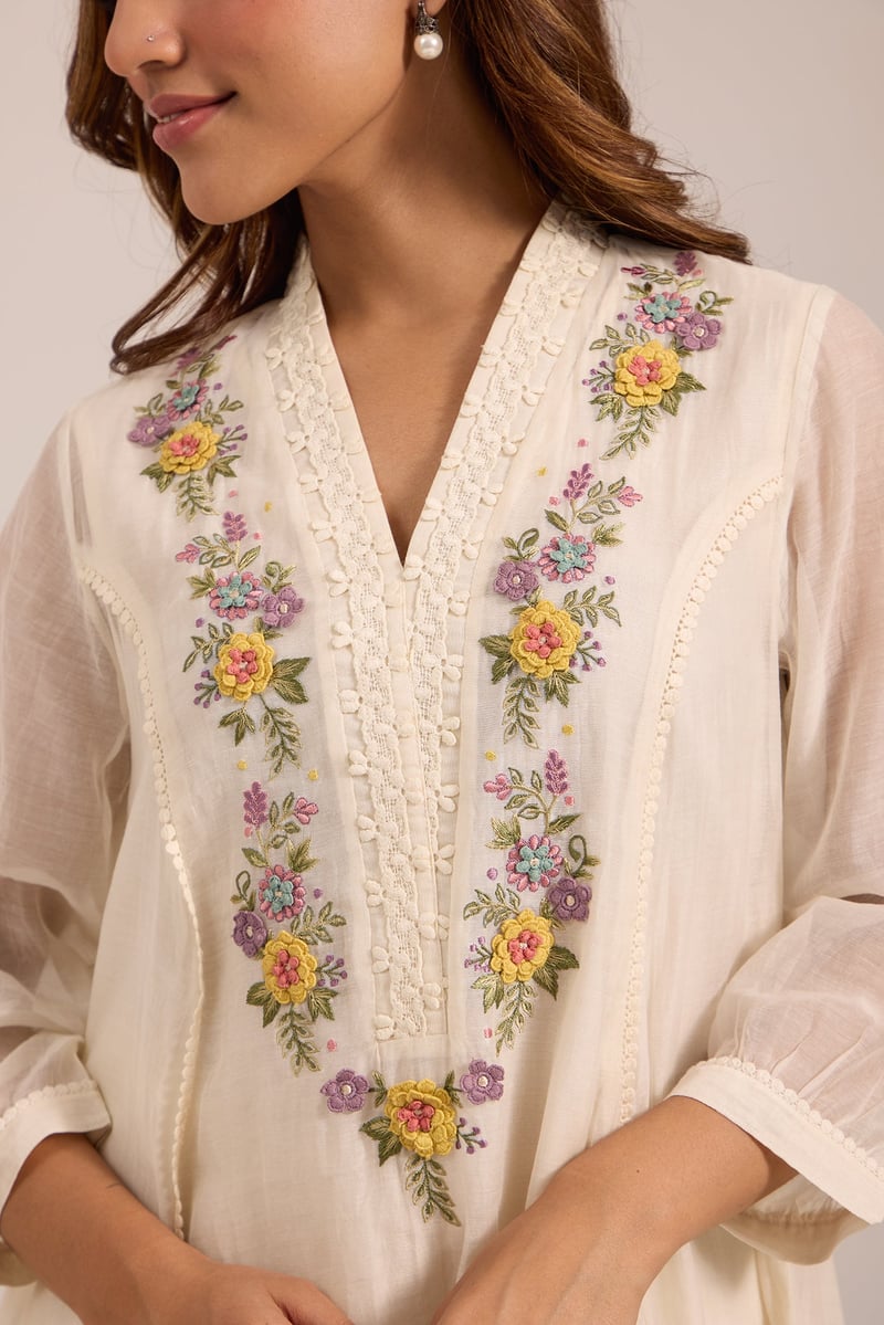 Off White Mul Chanderi High-Low Embroidered Kurta Set
