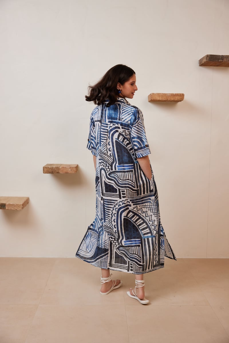 White and Blue Abstract Print Oversized Kaftan Maxi Dress