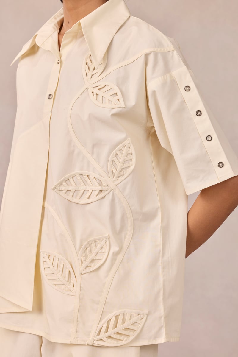 Vanilla Cloud Boxy Cotton Poplin Shirt with Leaf Applique