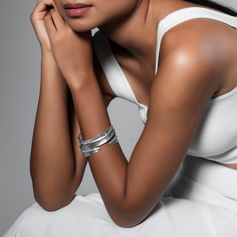 Dira Bangle Plain