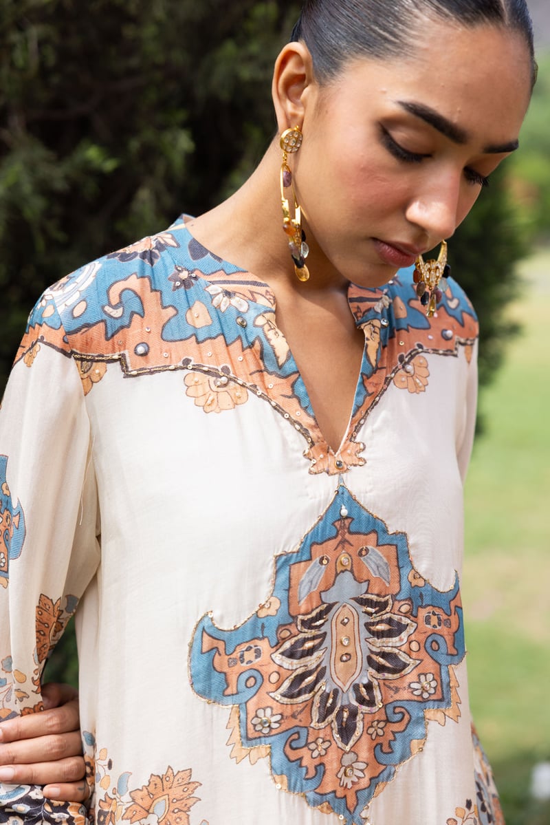 Ivory Mughal Print Muslin Kurta Set With Farshi Pants