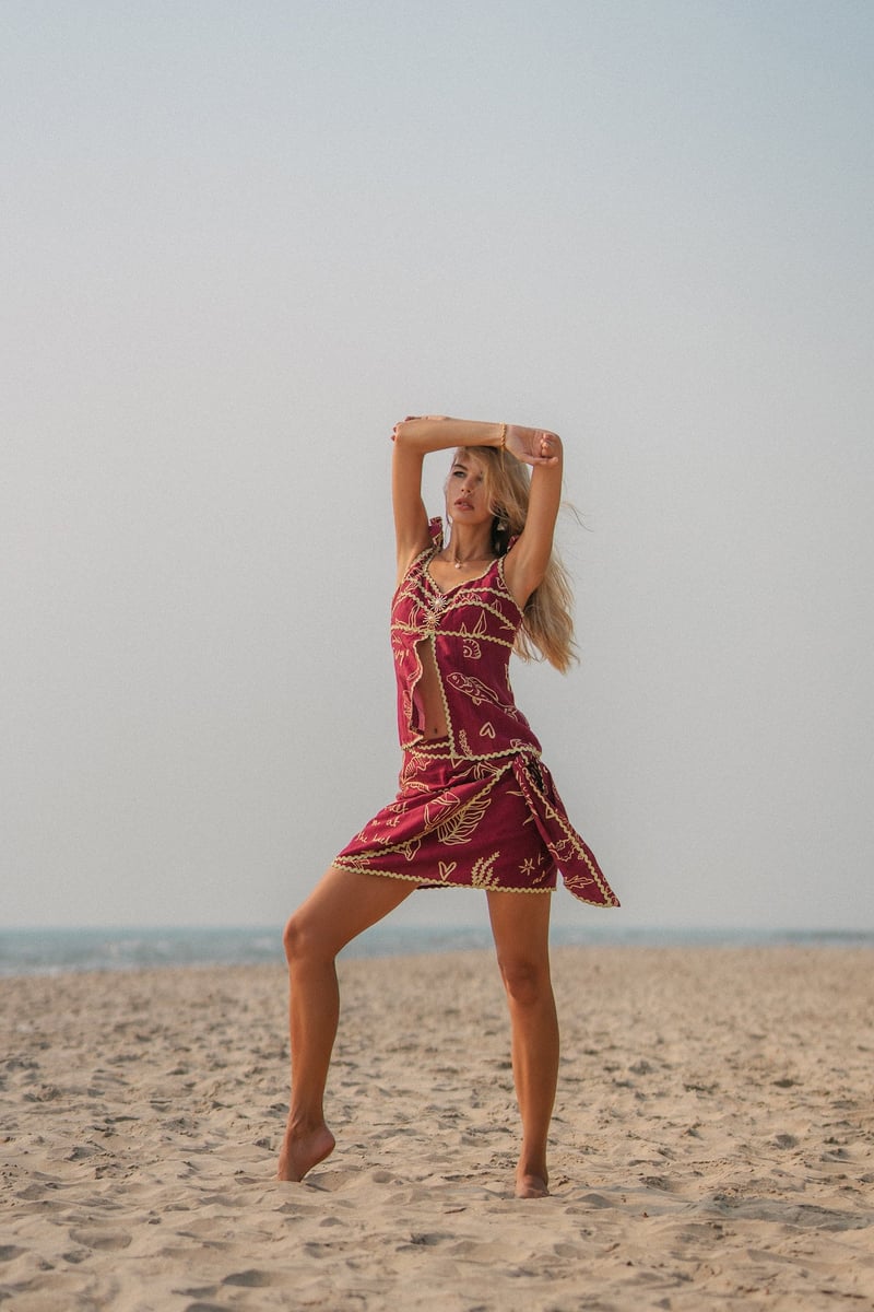 Red Graphic Printed Linen Tie-Up Cami Top