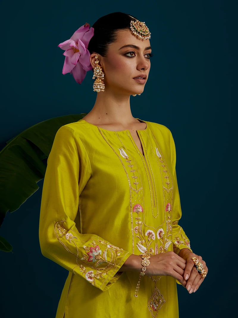 Lime Green Silk Chanderi Notched-Neck Embroidered Kurta