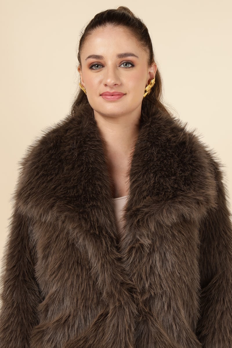 Brown Cropped Faux-Fur Jacket with Lapel Collar