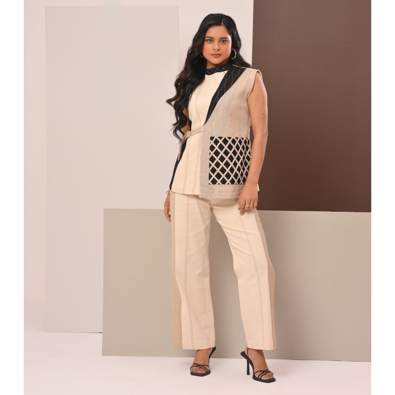 Beige and Black Colorblock Lattice Vest Top