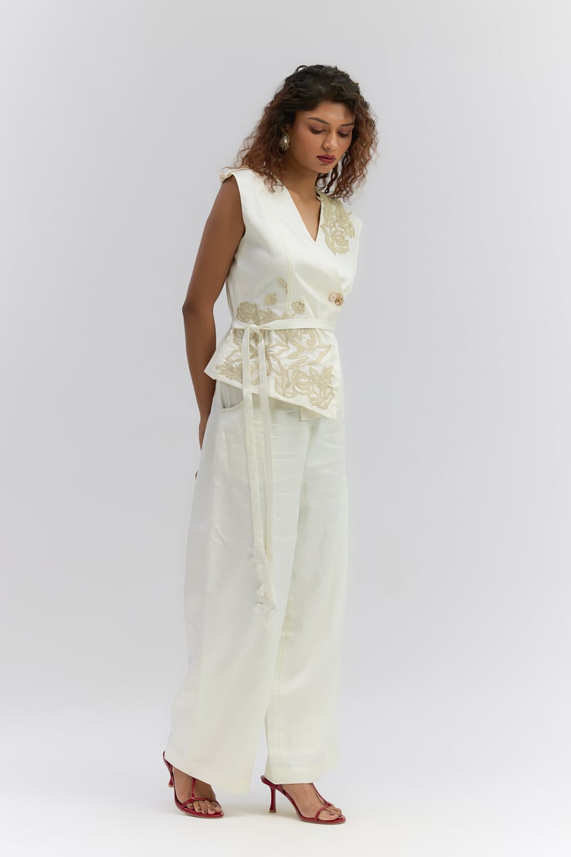 Pearl Twill Floral Applique Waist Coat, Pant