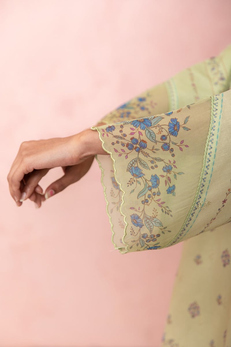 Pastel Green Floral Print Kurta Set with Organza Sleeves