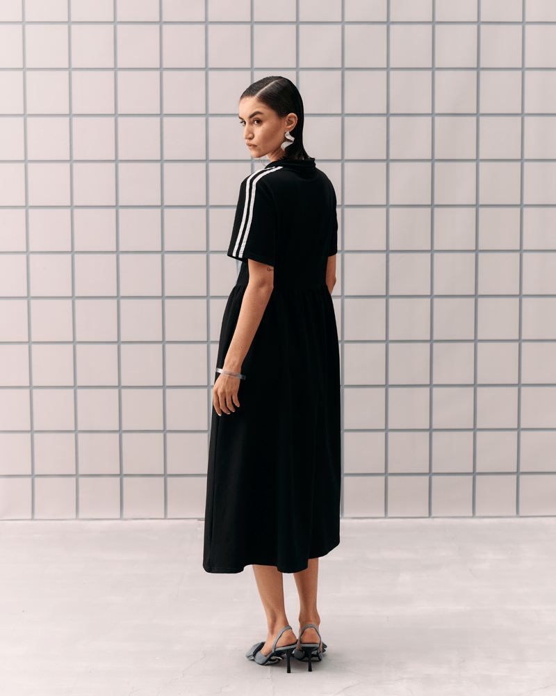 Black Colorblock Zip-Front Collared Midi Dress