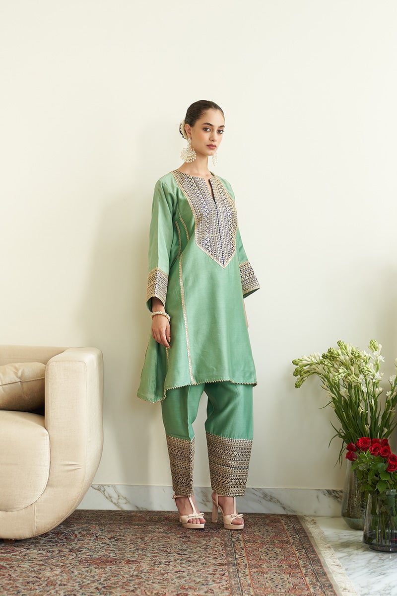 Green Silk Chanderi Kurta Set with Navy Dupatta