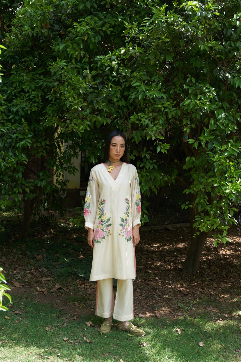 Beige Mul Chanderi Embroidered Straight Kurta Set