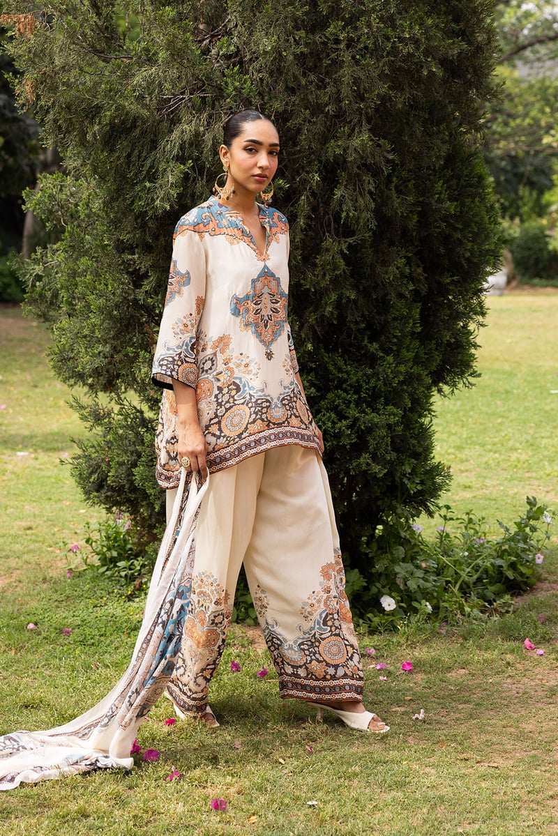 Ivory Mughal Print Muslin Kurta Set With Farshi Pants