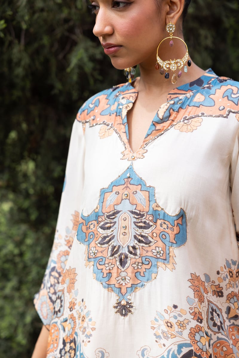 Ivory Mughal Print Muslin Kurta Set With Farshi Pants