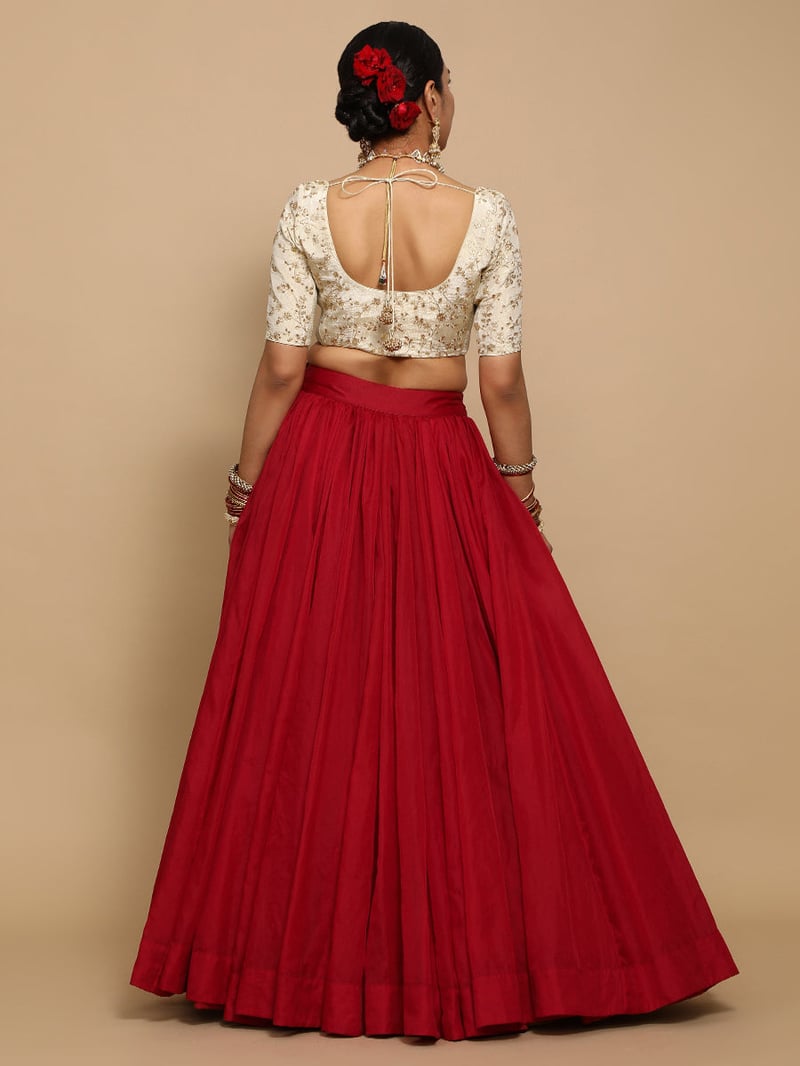 Cream and Gold Embroidered Round Neck Saree Blouse