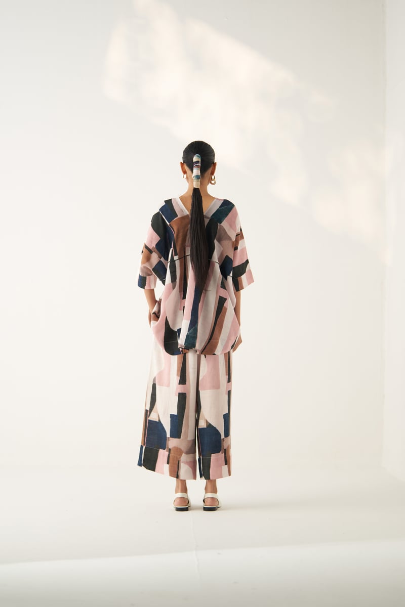 Multicolor Abstract Print V-Neck Kimono Top