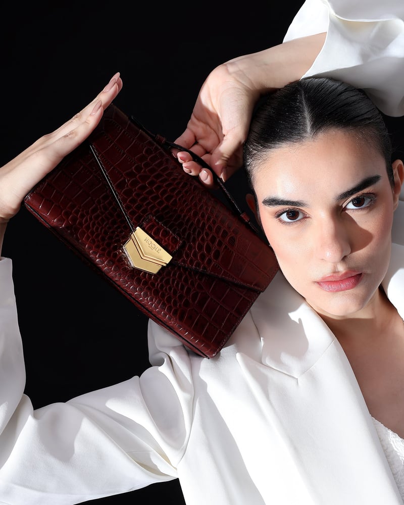 Aida Clutch