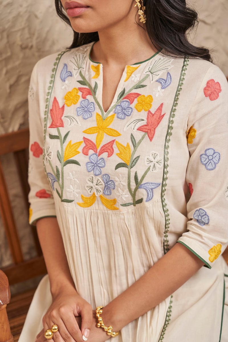 Ivory Mul Mul Straight Kurta Set With Embroidered Yoke