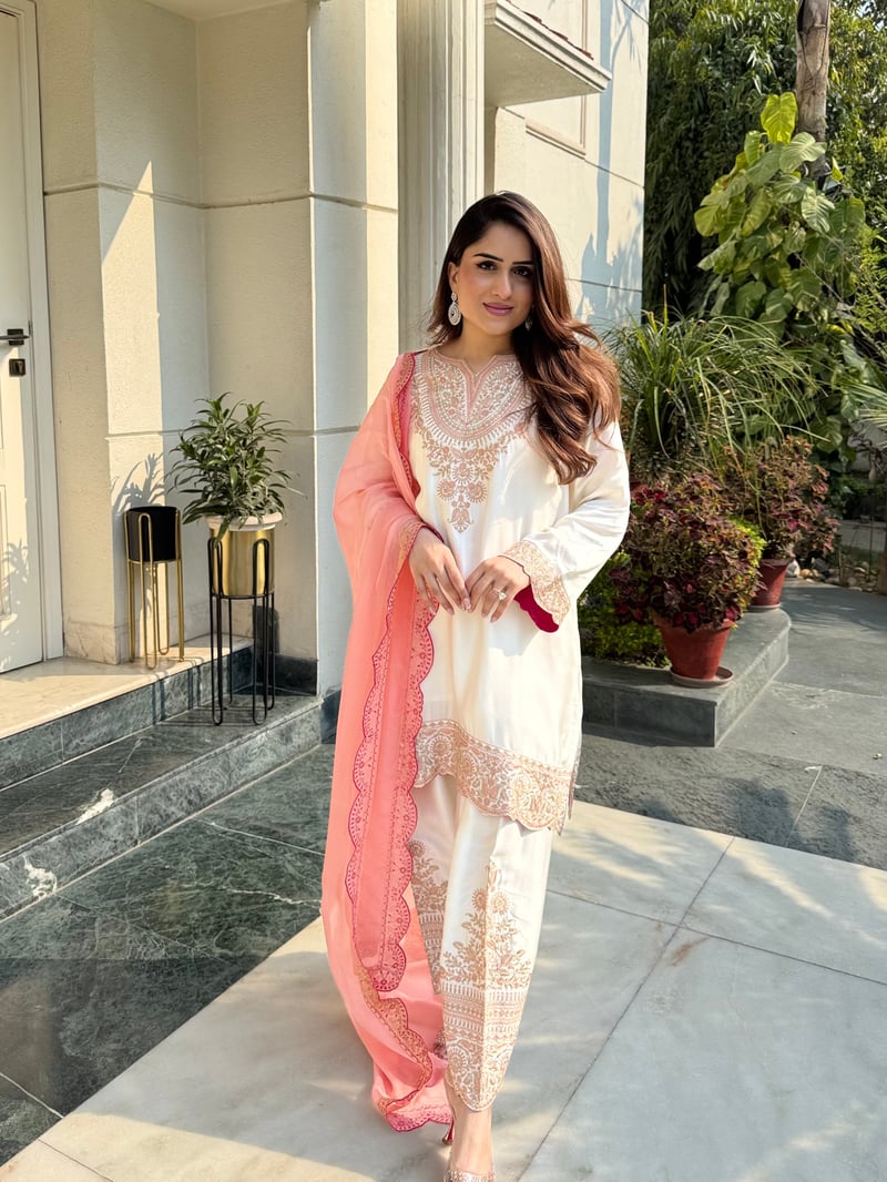 Cream Embroidered Kurta Set with Peach Organza Dupatta