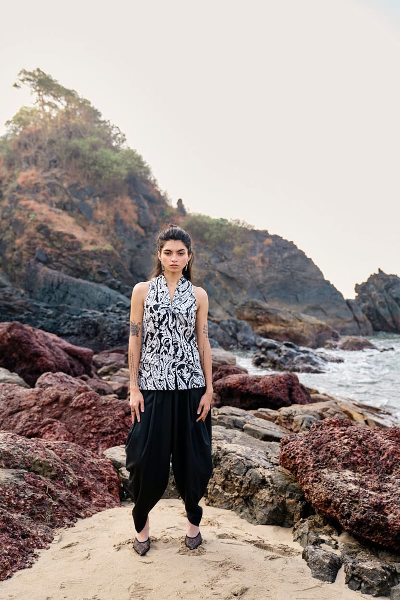 Black and White Embroidered V-Neck Waistcoat