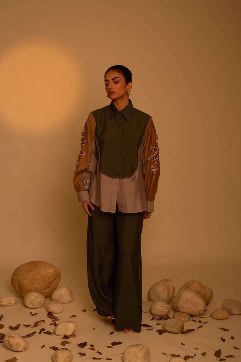 Neutral Colorblock Shirt and Wide-Leg Pants Co-ord Set
