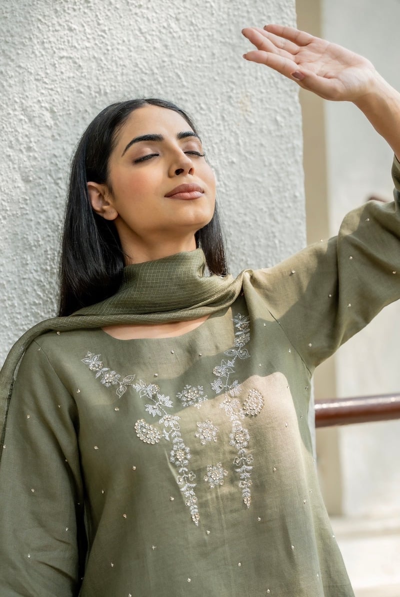 Olive Green Linen Straight Kurta Set with Dupatta — SIARA WOMEN
