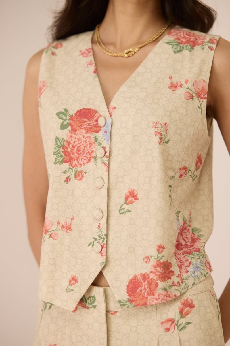 Garden Trellis Floral Cotton Linen Button-Front Vest