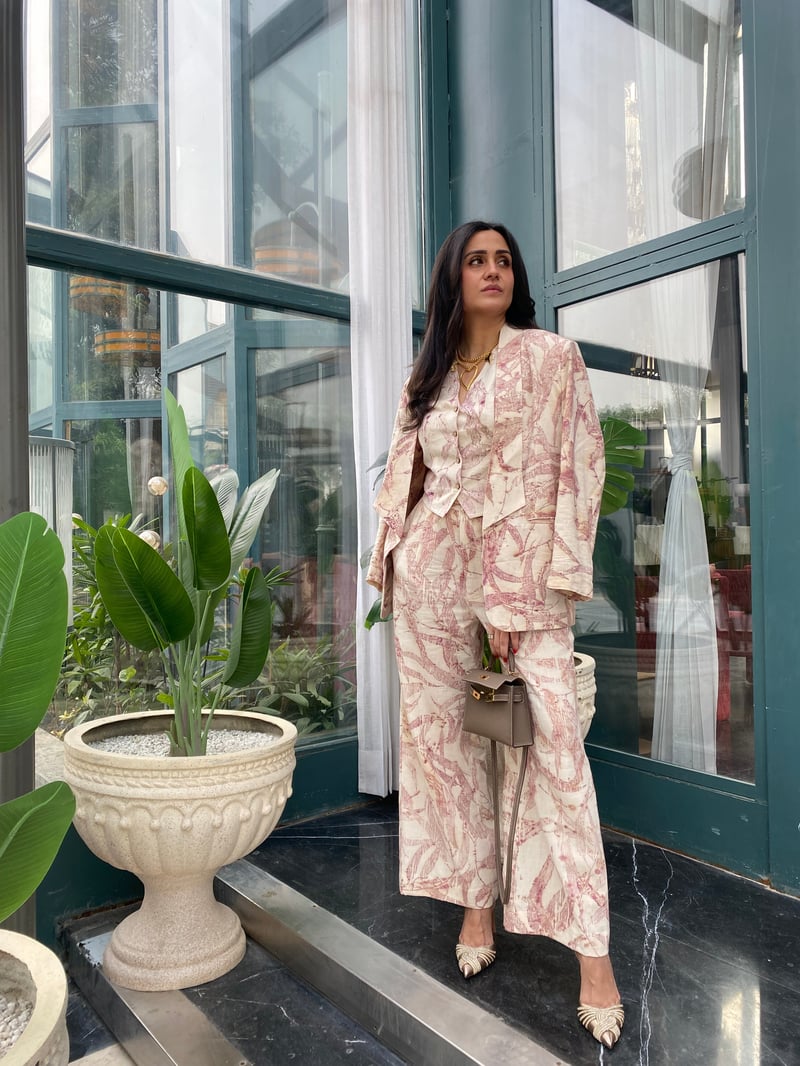 Pink/White Oversized Botanical Print Blazer with Tux Lapel