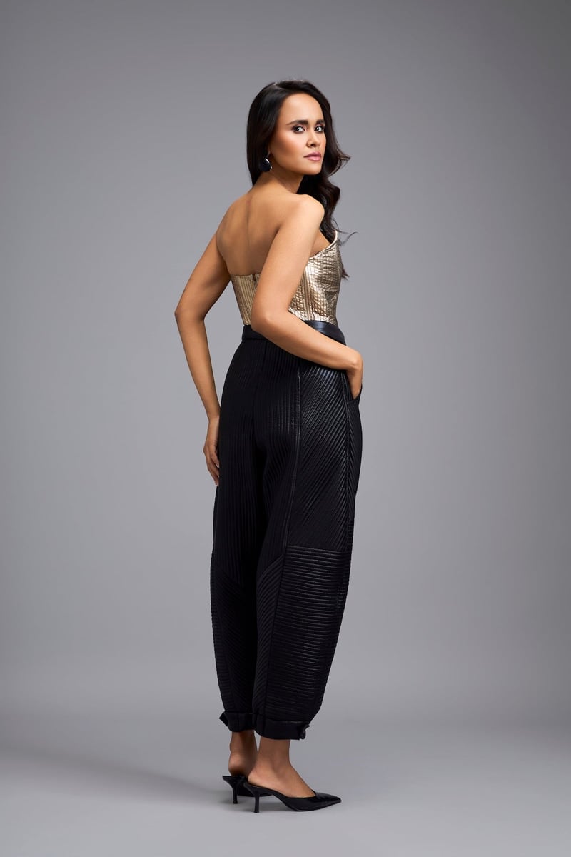 Black High-Rise Quilted Tapered Trousers