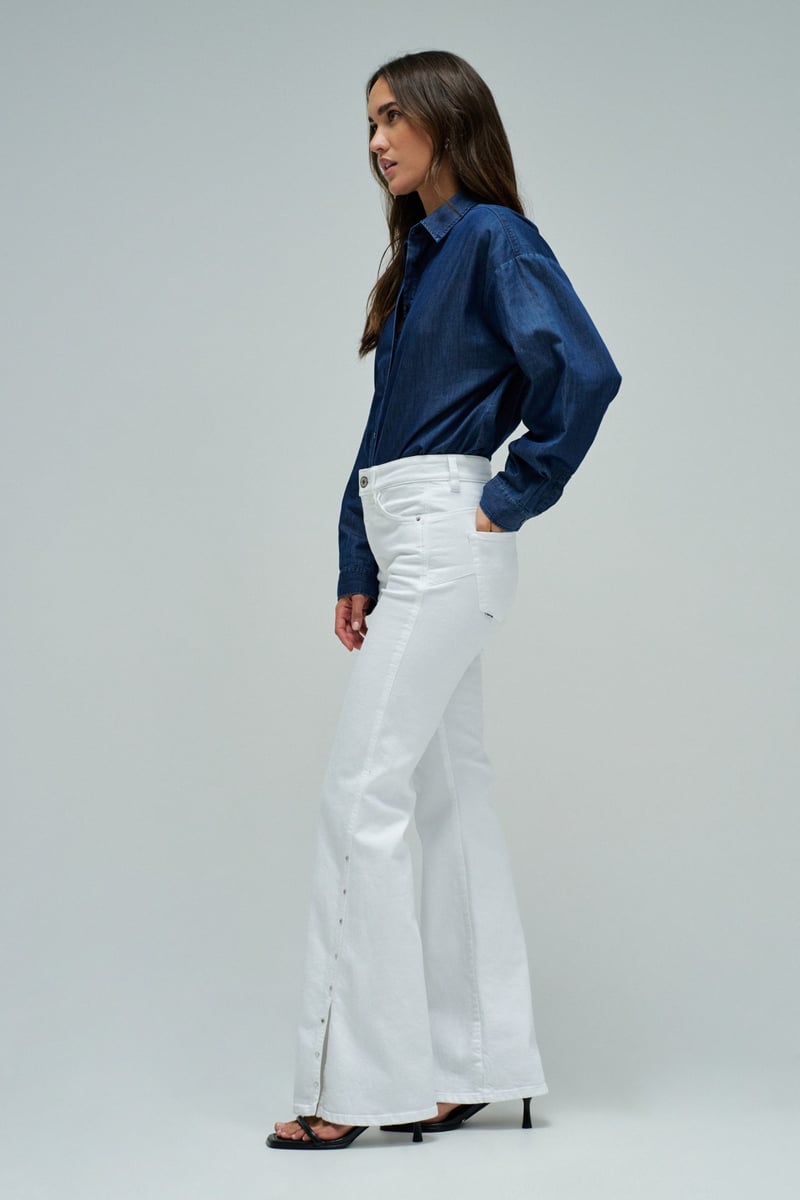 White High-Waist Flare Jeans with Side Hem Opening