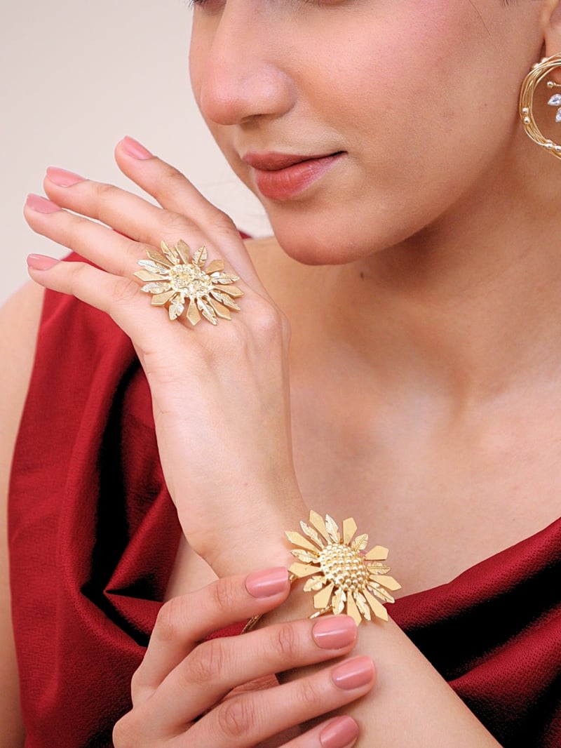Aroosha Bracelet for Women 18K Gold Plated