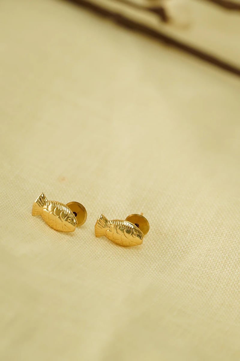 Fish Studs