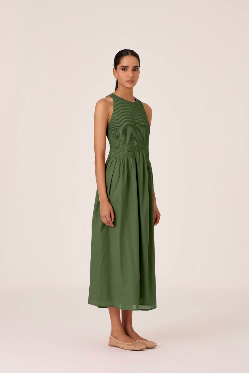 Green Pintuck Bodice Embroidered Midi Dress