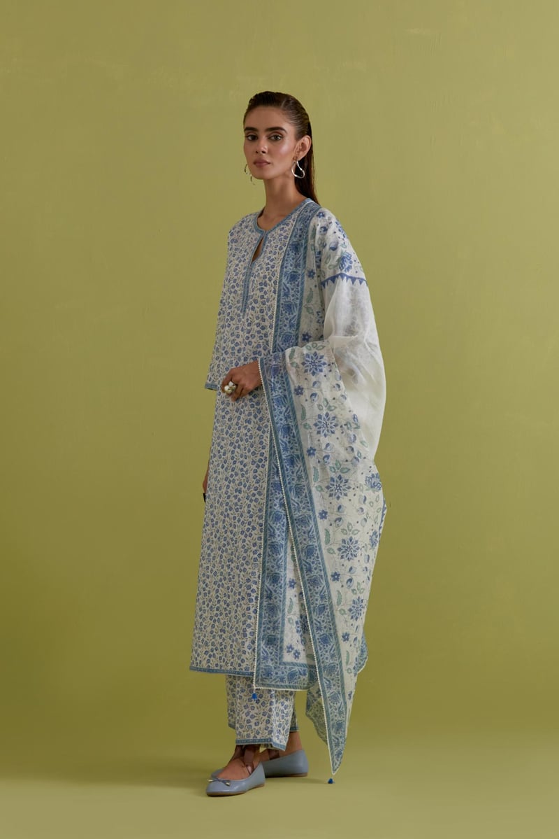 Blue & Green Dupattas — Upavita