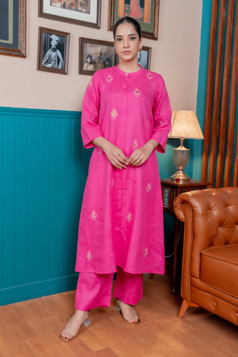 Magenta Pink Linen Kurta Set with Embroidered Motifs