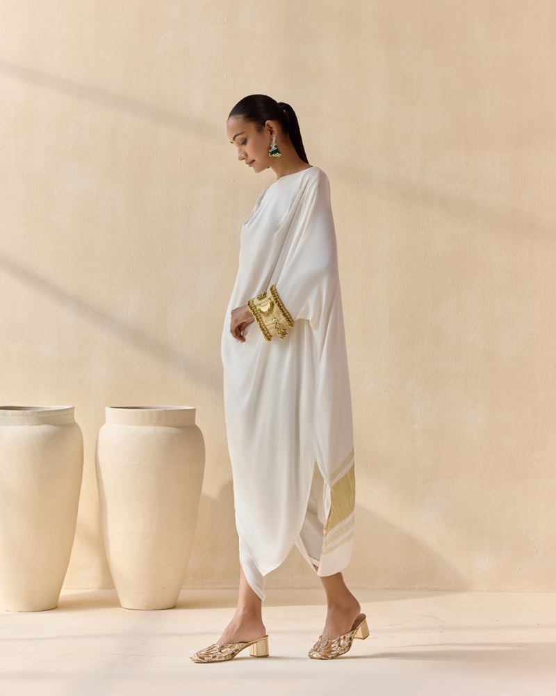 Noor Shwet Draped Set