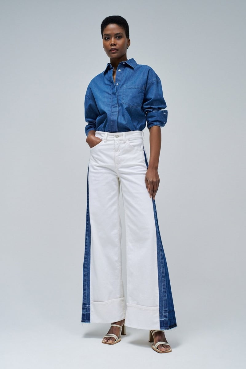 White High-Waist Wide-Leg Jeans with Contrast Side Panel