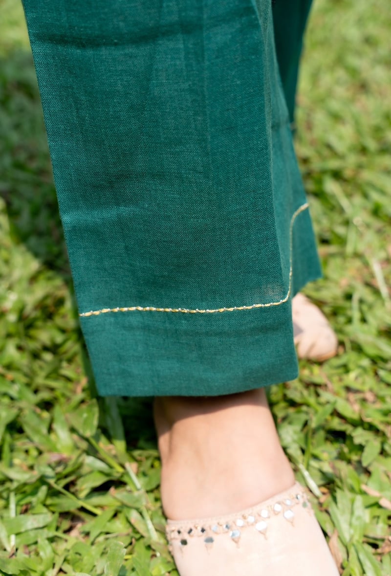 Pine Green Linen Kurta Pant Set with Yoke Embroidery