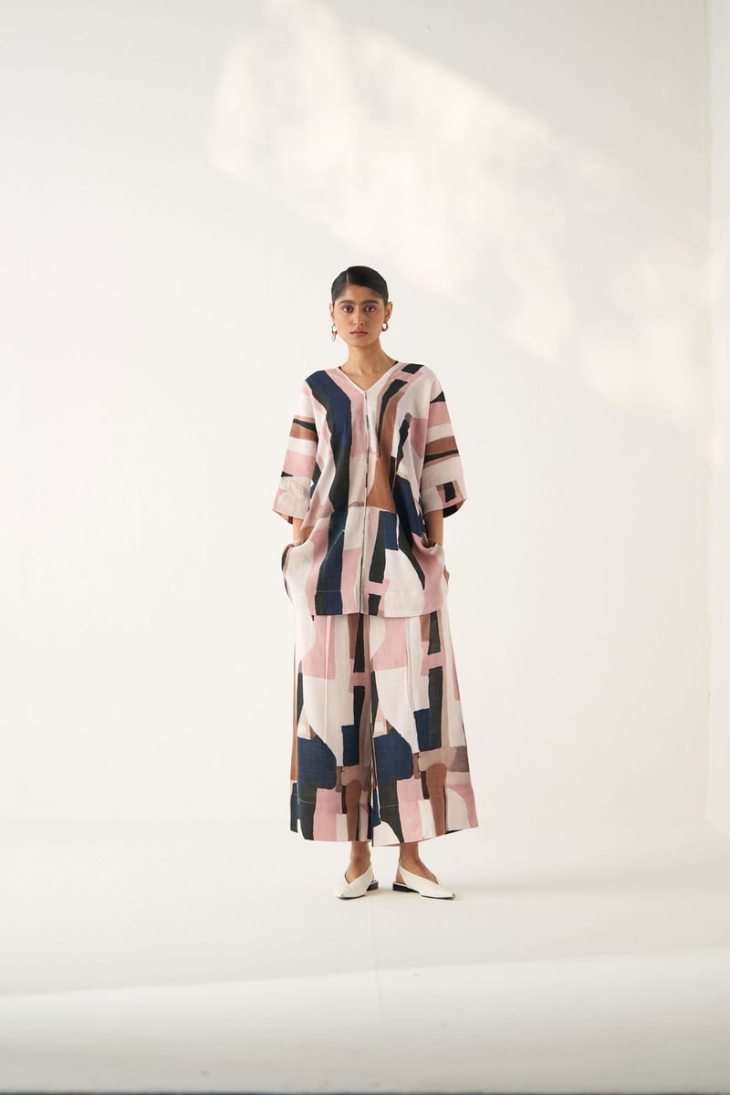 Multicolor Abstract Print V-Neck Kimono Top — Ofrida