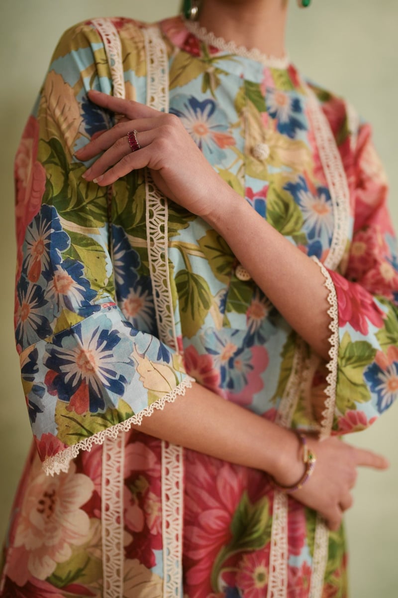 Multicolor Floral Cotton Lawn Suit Set With Lace Trim