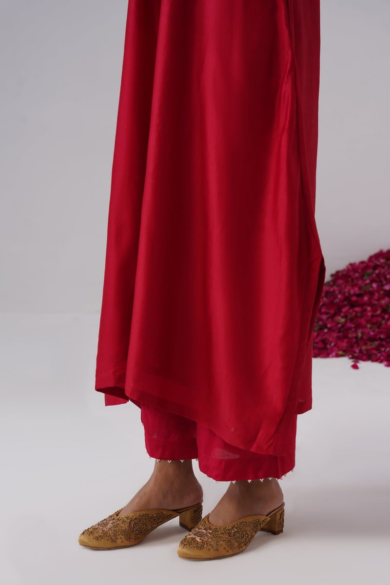 Surkh Set