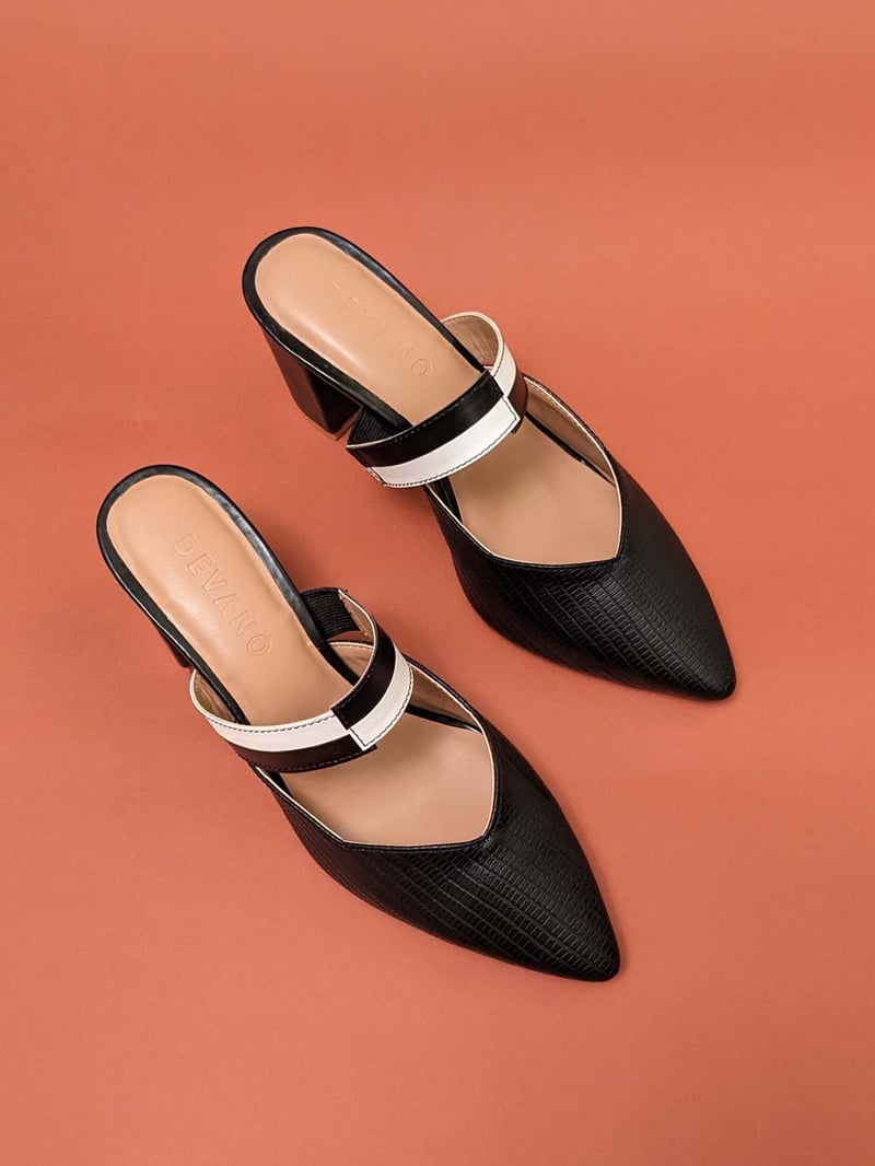 Sancia Mules — Devano