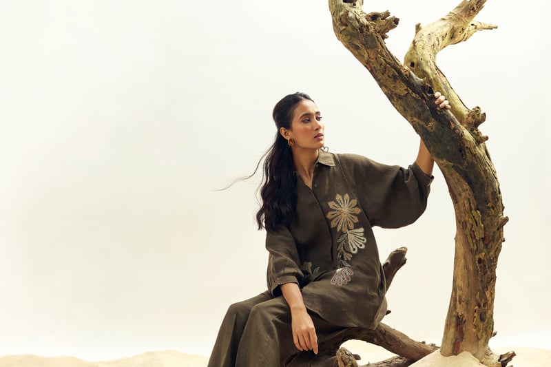 Olive Linen High-Rise Straight-Leg Trousers