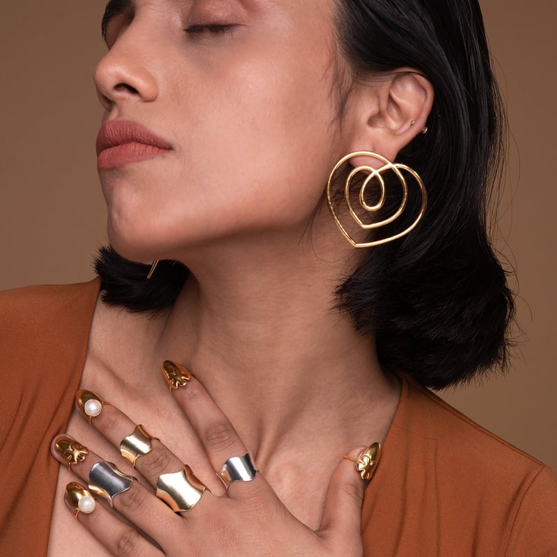 Beau Earrings Gold