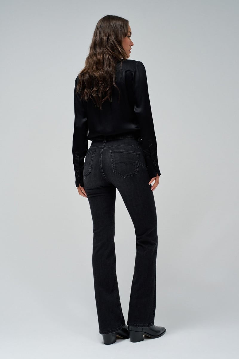 Black High-Waist Bootcut Stretch Denim Jeans