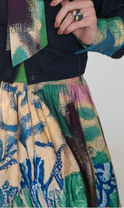 Multicolor Abstract Printed Bubble Midi Skirt