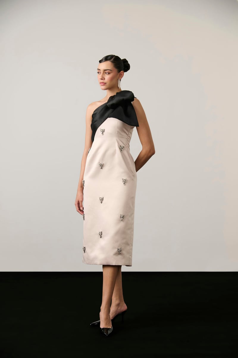 Cream/Black One-Shoulder Bow Crystal Midi Dress