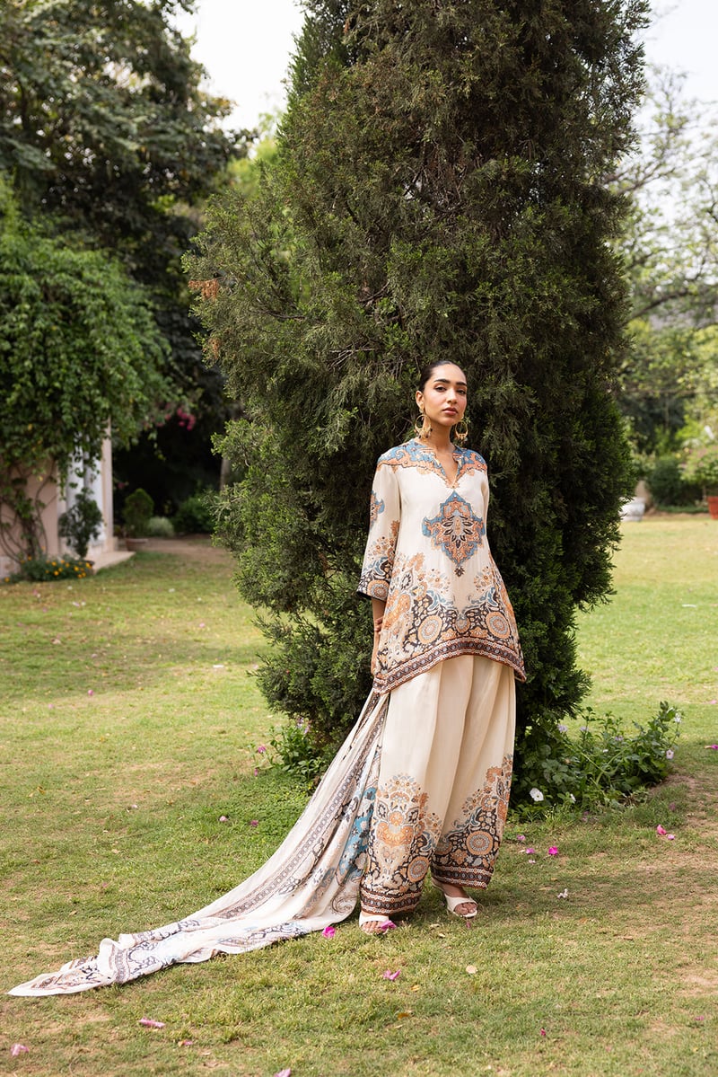 Ivory Mughal Print Muslin Kurta Set With Farshi Pants