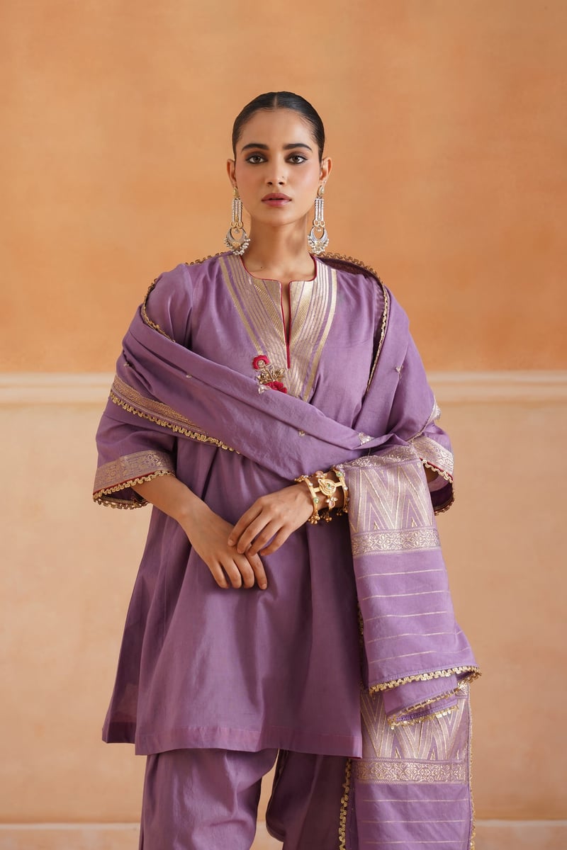 Lavender Chanderi Embroidered 3-Piece Kurta Set